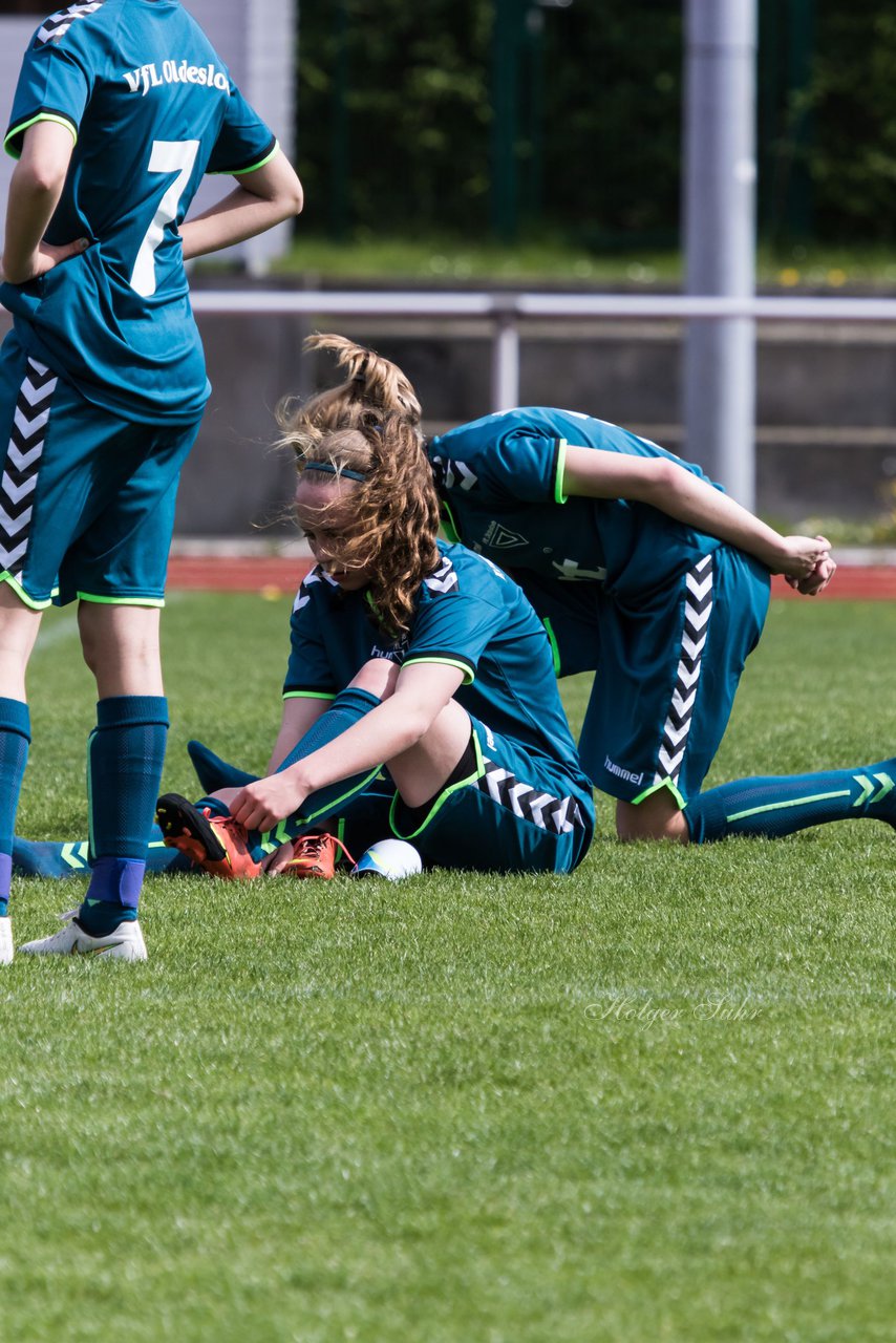 Bild 435 - B-Juniorinnen VfL Oldesloe - JSG Sdtondern : Ergebnis: 2:0